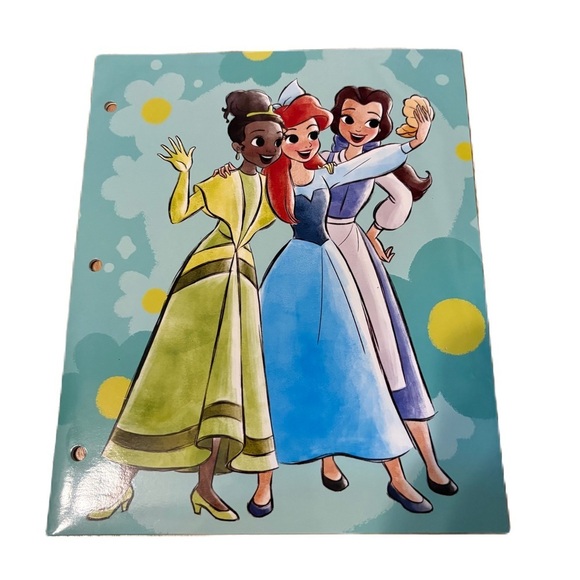 Disney Princess Folder with Green, Blue, and Red Accents NEW Tiana Belle Ariel - Picture 1 of 3
